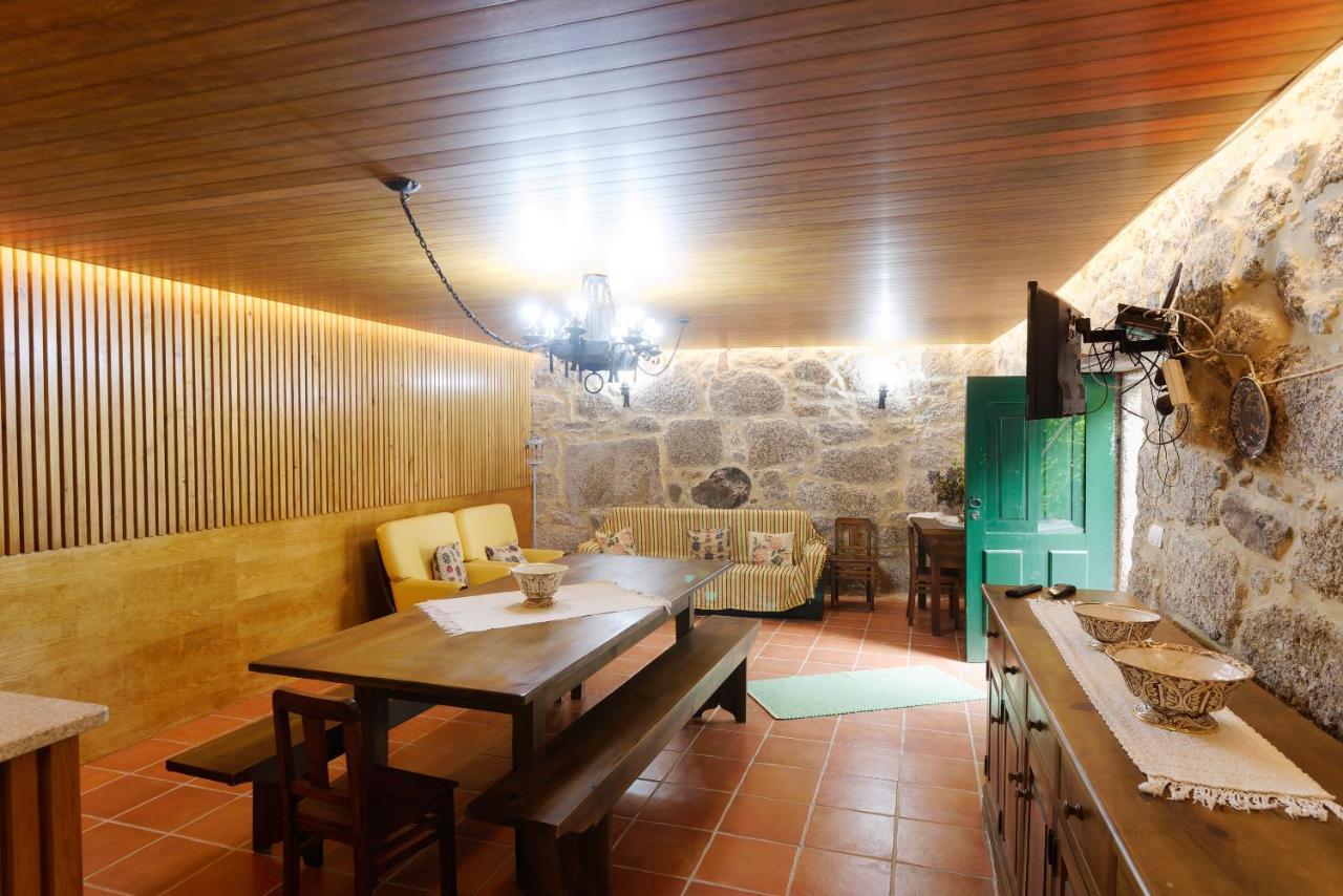 Casa De Carcavelos Кабесейраш-ди-Башту Экстерьер фото