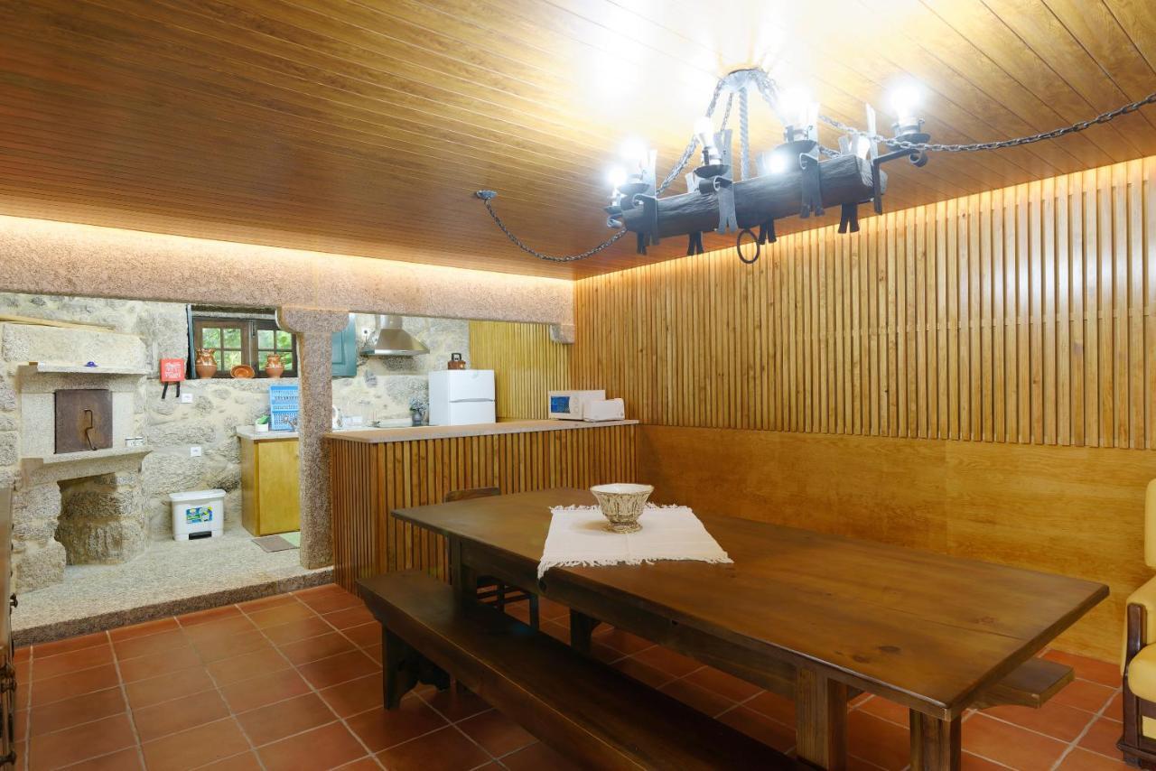 Casa De Carcavelos Кабесейраш-ди-Башту Экстерьер фото