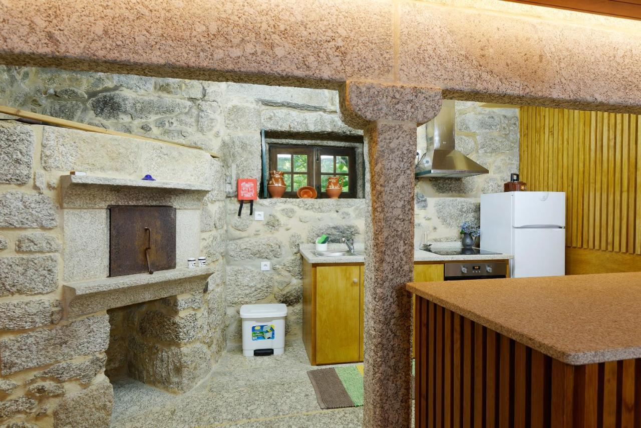 Casa De Carcavelos Кабесейраш-ди-Башту Экстерьер фото