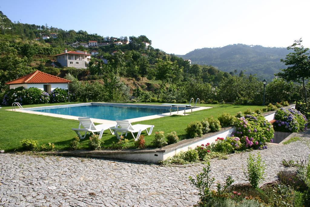 Casa De Carcavelos Кабесейраш-ди-Башту Экстерьер фото