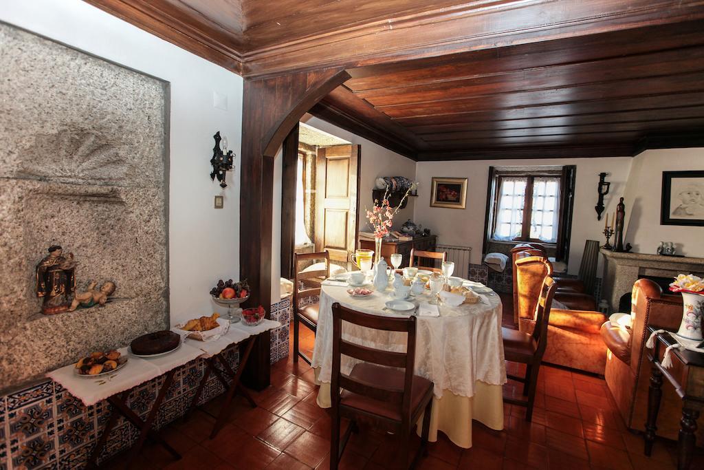 Casa De Carcavelos Кабесейраш-ди-Башту Экстерьер фото