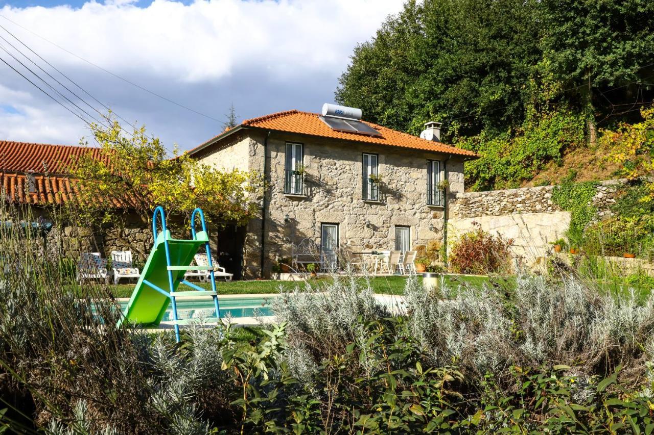 Casa De Carcavelos Кабесейраш-ди-Башту Экстерьер фото