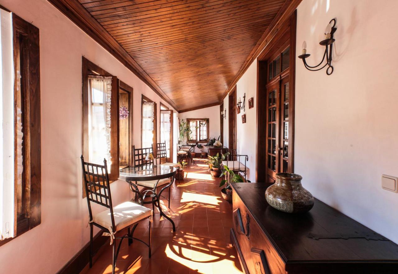 Casa De Carcavelos Кабесейраш-ди-Башту Экстерьер фото